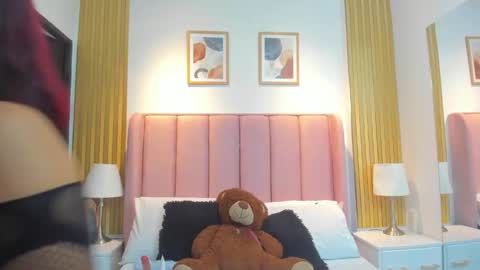 tina_fancy_ online show from February 2026 03:26:02 PM