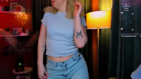 tina_golden1 online show from April 2026 07:04:02 PM