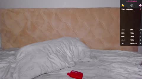 Snapshot of tina_mayway chatting on January 2025 06:59:01 PM tina_mayway online show from January 2025 06:59:01 PM