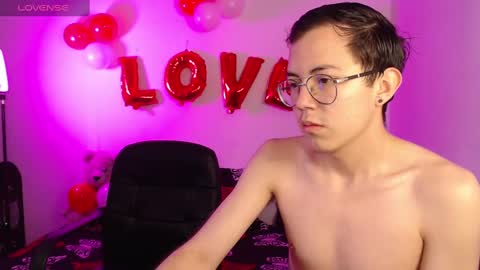 Snapshot of tina_n_charlie chatting on February 2025 11:53:01 AM Tina N Charlie online show from February 2025 11:53:01 AM