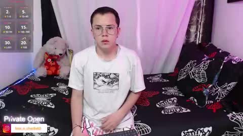 Snapshot of tina_n_charlie chatting on September 2025 12:17:02 PM Tina N Charlie online show from September 2025 12:17:02 PM