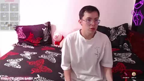 Snapshot of tina_n_charlie chatting on October 2025 11:50:01 AM Tina N Charlie online show from October 2025 11:50:01 AM