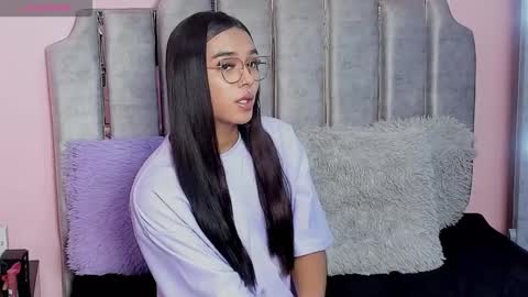 Snapshot of tina_noa chatting on January 2025 06:24:01 AM Tina noa online show from January 2025 06:24:01 AM