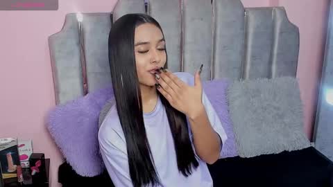 Snapshot of tina_noa chatting on January 2025 09:25:02 AM Tina noa online show from January 2025 09:25:02 AM