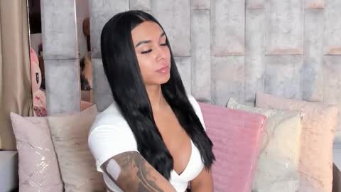 Tina noa online show from October 2025 11:51:02 AM