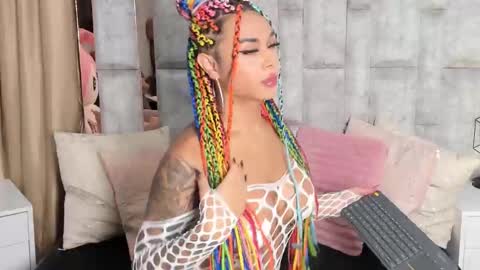 Tina noa online show from October 2025 12:59:02 PM