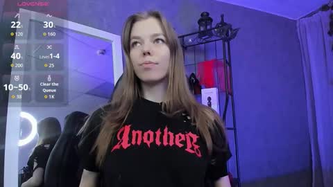 Snapshot of tina_tayllor chatting on October 2025 06:53:01 PM Tina Tayllor MY SHEDULEMondayTuesdaySaturdaySunday online show from October 2025 06:53:01 PM