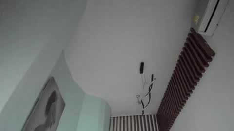 Tina  online show from October 2025 04:12:01 AM