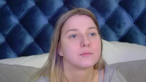 Snapshot of tinaburton chatting on March 2026 05:25:01 PM TinaBurton online show from March 2026 05:25:01 PM