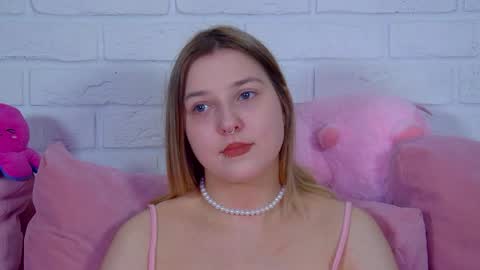 Snapshot of tinaburton chatting on April 2026 04:18:01 PM TinaBurton online show from April 2026 04:18:01 PM
