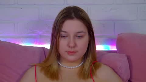 Snapshot of tinaburton chatting on April 2026 05:19:02 PM TinaBurton online show from April 2026 05:19:02 PM