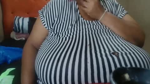 tinagiant online show from May 2026 10:53:02 AM