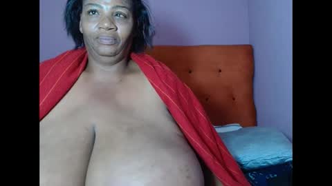 tinagiant online show from June 2026 07:36:01 PM