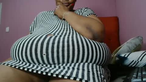 tinagiant online show from June 2026 09:46:02 AM