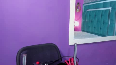 Snapshot of tinajones20 chatting on October 2025 12:44:02 PM Tina online show from October 2025 12:44:02 PM