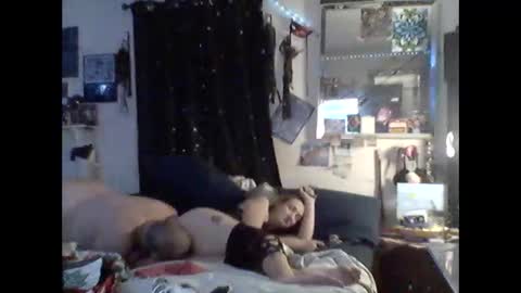 Snapshot of tinalover4u2 chatting on March 2026 07:23:01 AM tinalover4u2 online show from March 2026 07:23:01 AM