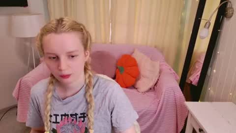 Snapshot of tinasiner chatting on May 2026 11:08:02 AM tinasiner online show from May 2026 11:08:02 AM