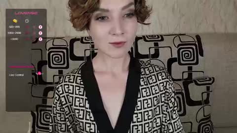 Tina online show from October 2025 05:04:02 AM