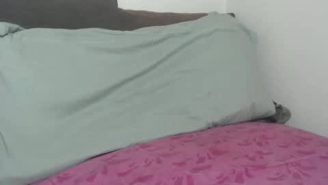 Snapshot of tinaxxxpetite chatting on September 2025 03:01:01 PM Tina online show from September 2025 03:01:01 PM