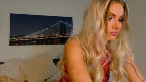 tinkerbell822 online show from October 2025 07:49:02 AM