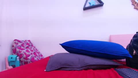 Snapshot of tinkerbell_1 chatting on September 2025 07:50:02 PM tinkerbell online show from September 2025 07:50:02 PM