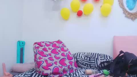 Snapshot of tinkerbell_1 chatting on October 2025 07:21:01 PM tinkerbell online show from October 2025 07:21:01 PM