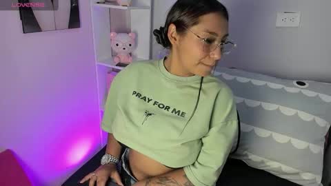 tinna noa online show from March 2026 08:26:02 PM