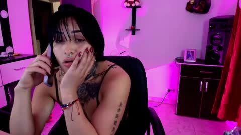 I AM BELLA  ----------- follow my  IG  TINNS 69 online show from January 2025 02:49:02 AM