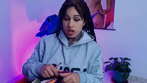 I AM BELLA  ----------- follow my  IG  TINNS 69 online show from February 2025 08:00:02 AM