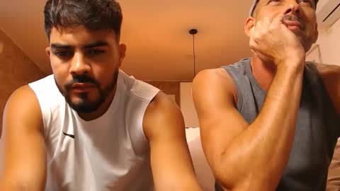 tinoclandestino online show from November 2025 02:50:01 PM