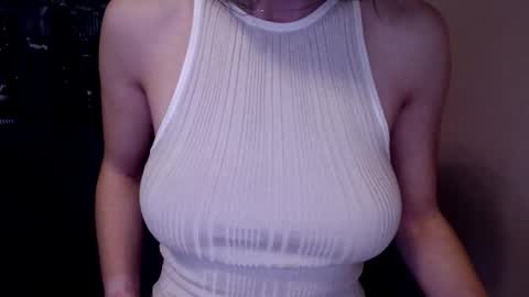 Snapshot of tiny_bb chatting on December 2024 07:59:02 AM Lily online show from December 2024 07:59:02 AM
