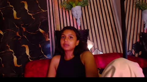 Snapshot of tiny_cherry chatting on April 2026 06:19:01 AM Tiny online show from April 2026 06:19:01 AM