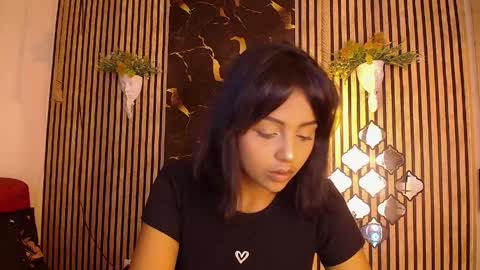 Snapshot of tiny_cherry chatting on May 2026 07:06:02 AM Tiny online show from May 2026 07:06:02 AM