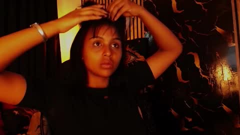 Snapshot of tiny_cherry chatting on May 2026 02:40:01 AM Tiny online show from May 2026 02:40:01 AM