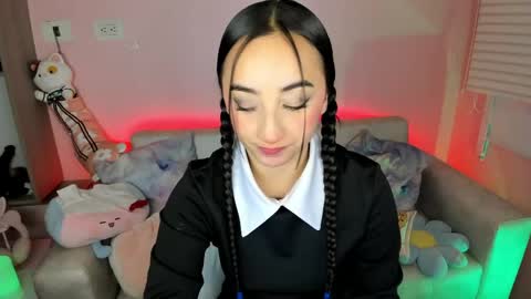 tiny_cora online show from May 2026 04:34:01 PM