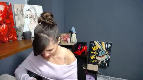 Snapshot of tiny_felicity chatting on October 2025 06:41:02 AM Gloria online show from October 2025 06:41:02 AM