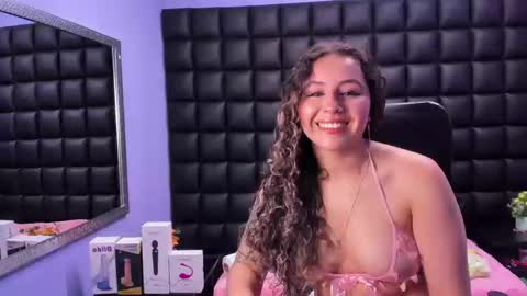 tiny online show from September 2025 04:05:01 AM