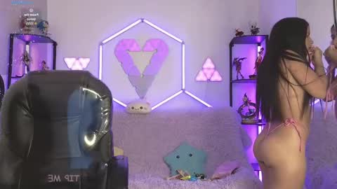 tiny_vixen_ online show from September 2025 02:44:02 PM