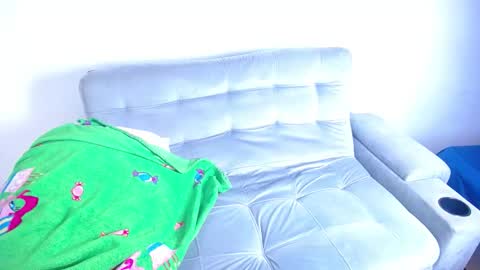 tiny_whore18 online show from February 2026 07:04:01 AM