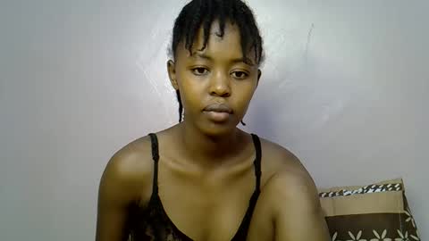 Snapshot of tinybarbie_ chatting on September 2025 07:03:01 PM Barbie online show from September 2025 07:03:01 PM