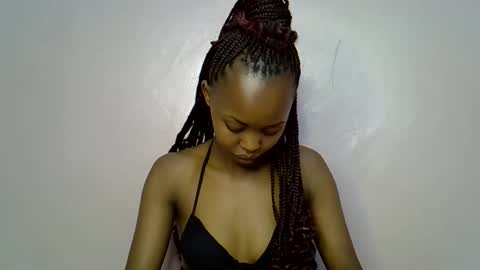 Snapshot of tinybarbie_ chatting on September 2025 06:19:01 PM Barbie online show from September 2025 06:19:01 PM