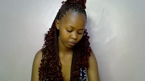 Snapshot of tinybarbie_ chatting on September 2025 06:31:02 PM Barbie online show from September 2025 06:31:02 PM