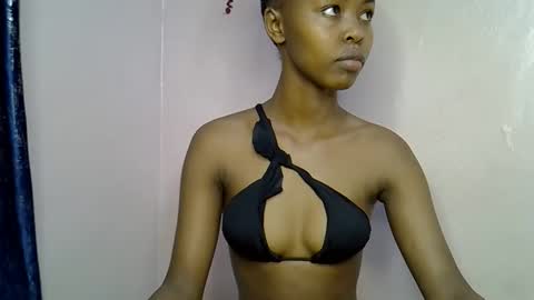 Snapshot of tinybarbie_ chatting on September 2025 02:21:01 PM Barbie online show from September 2025 02:21:01 PM