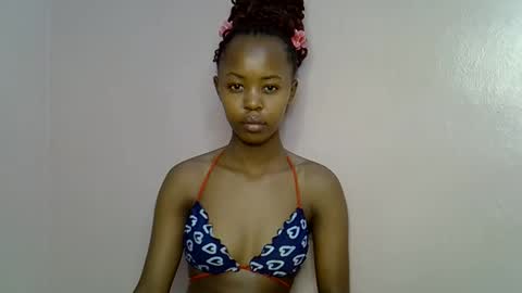 Snapshot of tinybarbie_ chatting on October 2025 02:47:02 AM Barbie online show from October 2025 02:47:02 AM