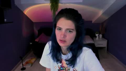 Snapshot of tinybunny_ chatting on September 2025 08:58:02 PM Ann online show from September 2025 08:58:02 PM