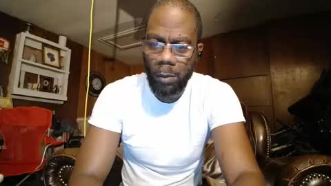 tinycock_1979 online show from October 2025 09:39:02 AM