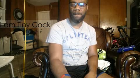 Snapshot of tinycock_1979 chatting on April 2026 04:57:01 AM tinycock_1979 online show from April 2026 04:57:01 AM