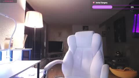 stage Kylie Sinner  brand CLITBAIT online show from August 2026 05:32:02 AM