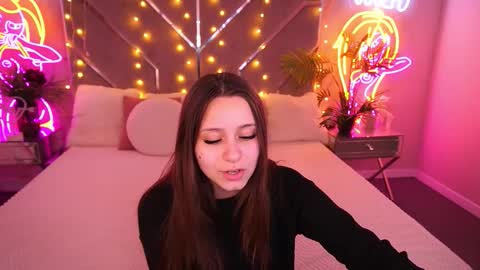 tinynataliee online show from March 2026 03:04:01 PM