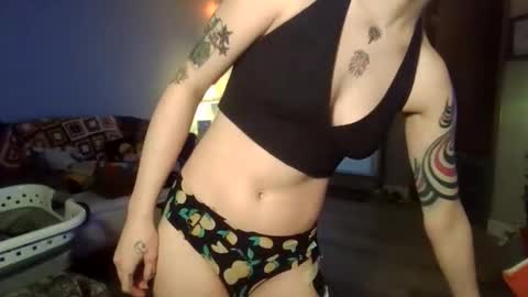 tinytitties online show from December 2025 08:28:02 PM